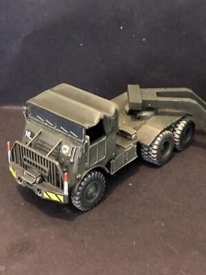 1/72 Dutch Post War DAF YT-616 Transporter. Painted Resin. 3800 Models on offer. - Image 1 of 4