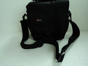 Borsa per fotocamera digitale Lowepro Adventura 140 - Foto 1 di 11