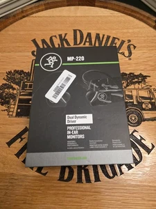MACKIE MP-220 Dual Dynamic Driver Professional In-Ear Monitors Black - Picture 1 of 5