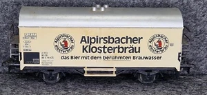 Märklin HO Güterwagen mit Werbung Alpirsbacher Klosterbräu - Bild 1 von 4