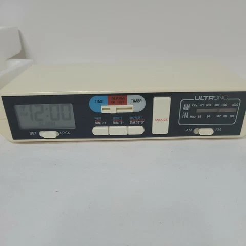 NEW Vintage Ultronic Under Cabinet Counter Clock Radio Timer Battery Oper CoNEW Cover