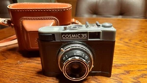 LOMO Cosmic 35 Kleinbildkamera mit Lomo 4/40 mm Objektiv - Bild 1 von 8