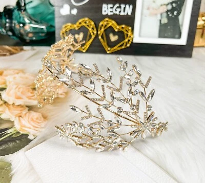 Crystal Bridal Headband, Crystal Bridal Hairpiece, Wedding Headband, Gold Crown - Image 1 of 4