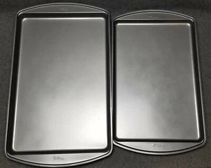 Wilton Perfect Results Premium Antihaft Backgeschirr Keks Backblätter Set 2 - Bild 1 von 6