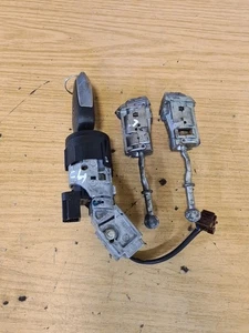 CITROEN C4 MK2 HATCHBACK IGNITION BARREL & DOOR BARREL FRONT LEFT RIGHT - Picture 1 of 8