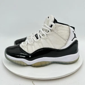 Scarpe Nike Air Jordan 11 Mid Concord Youth taglia 6,5 anni donna 8 378038-100 bianche - Foto 1 di 11