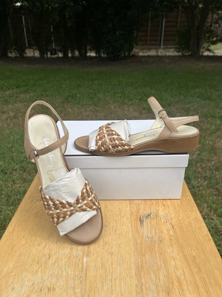 Sandalias de tacón Salvatore Ferragamo de cuero con detalles trenzados 7,5 marrón/tostado Foto 1 de 4