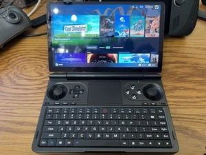 GPD Win Mini 8840U Handheld Gaming PC 32gb/2tb - Afbeelding 1 van 3