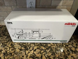 marklin 19034 fire truck -Beautiful Model, Excellent Condition - Picture 1 of 5