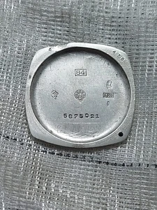 Omega Watch back 32 mm Cushion Shape Sliver Vintage Watch ref# 5675021 Swiss - Picture 1 of 6