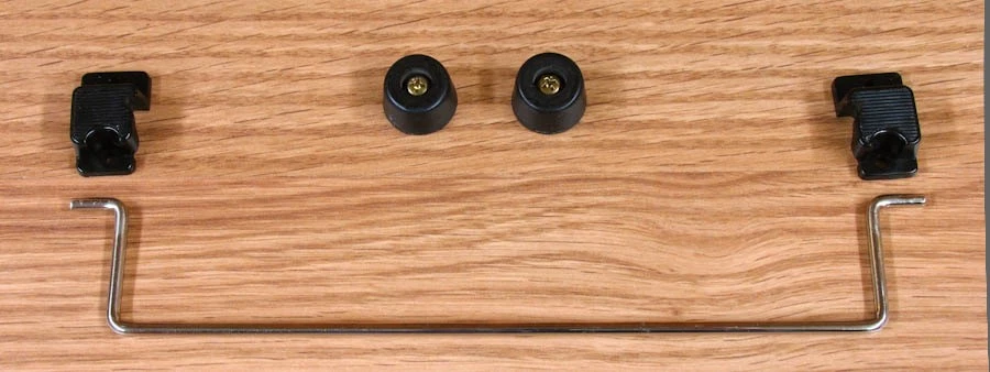 ICOM IC-735 PARTS: TILT BAIL STAND FRONT & REAR FEET - Image 1 of 1