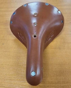 Brooks England B17 Leather Womens Short Saddle- Honey - Picture 1 of 5