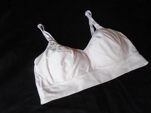 M Pink Stretchy Wireless Soft Cups WARNER'S Easy Does It Smoothing Bra RN0131A M - Picture 1 of 5