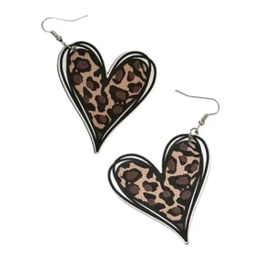 Boutique Wood Heart Cheetah Print Cut Out Drop Dangle Earrings 1️⃣ - Imagen 1 de 6