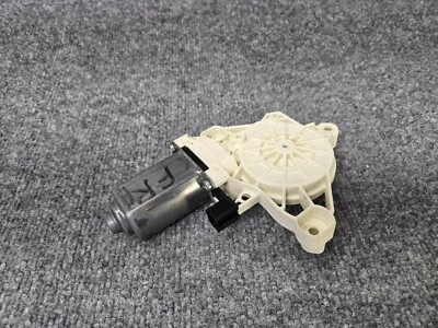 Motor regulador ventana delantera lado derecho mercedes w206 c43 c200 c300 2 k oem Foto 1 de 3