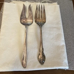 2 International deep silver Holmes And Edwards Cold Meat Serving Forks 2 Styles - Picture 1 of 11