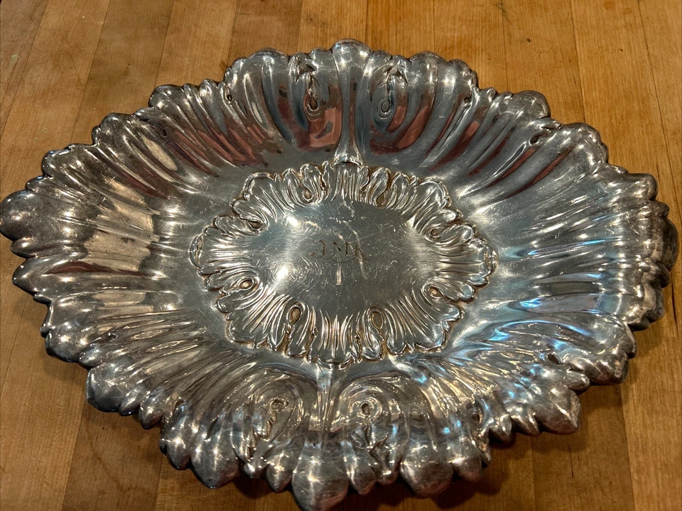 Prato vermelho e barton com monograma 1939 flor gravada - Imagem 1 de 4