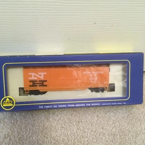 NEW HAVEN TRAIN CAR BY AHM FINEST HO TRAINS FROM AROUND THE WORLD - Picture 1 of 9