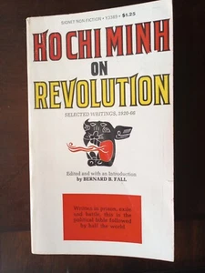 Ho Chi Minh On Revolution * Vintage Paperback * 1968 Signet First Printing * VG - Picture 1 of 4