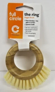 Full Circle The Ring Bamboo Vegetable and Fruit Cleaning Scrubber Brush NEW - Picture 1 of 8