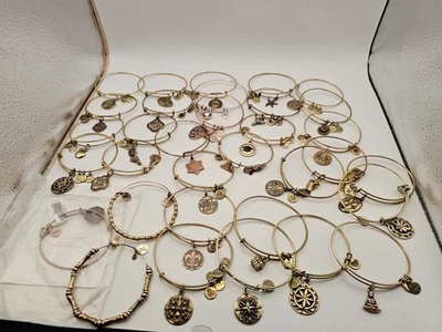 Alex Ani Alambre Dije Cuentas Oro Lote 6 Proyecto Pulsera De 33 Piezas ⭐️ Tal cual  Foto 1 de 4