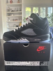 Air Jordan 5 Retro OG Black Metallic Reimagined GS 5.5Y - Youth Size 5.5 - Picture 1 of 5
