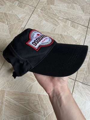 Lujoso Dsquared2 Freedom Struggle Gorra Negra Sombrero Italia Parche Logo 1964 1995 Raro Foto 1 de 4