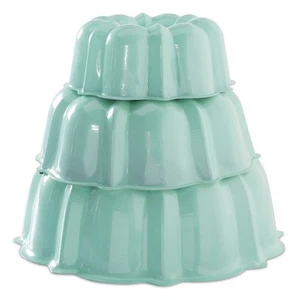 NEW Nordic Ware Tiered Bundt Set 3pce - Picture 1 of 2