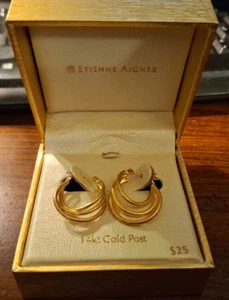 Pendientes de aro triple poste de oro de 14 quilates ETIENNE AIGNER al por menor $25 - Imagen 1 de 7
