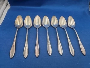 Lot of 7 Oneida LADY HAMILTON Silverplate Teaspoons 6 1/8" - Picture 1 of 6