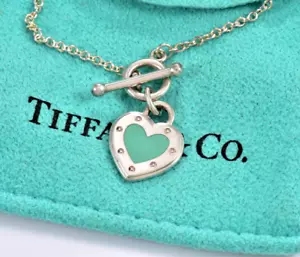 6.75" Return To Tiffany & Co Silver Blue Enamel Heart Charm Toggle Bracelet Box - Picture 1 of 8