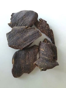 Oud Agarwood chips Natural Super AAA Nakornnayok Khao-Yai oudh wood Bakhoor Rare - Picture 1 of 9