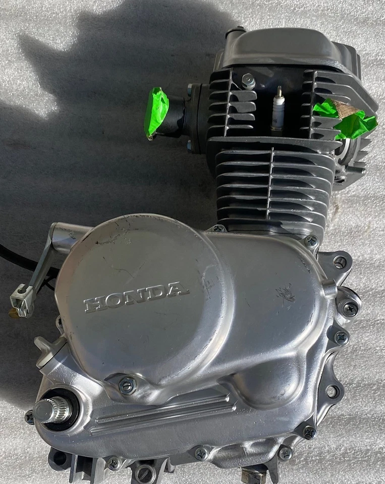 Genuine Honda  XR80 Engine XR75 - Image 1 of 4