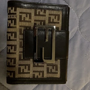 fendi zucca wallet Woman’s - Picture 1 of 10