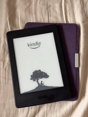 Amazon Paperwhite Kindle 7th Generation with Purple Official Kindle Case Bundle - Image 1 of 4