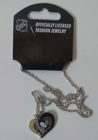 NHL Pittsburgh Penguins Heart Shape Necklace - NEW Cover