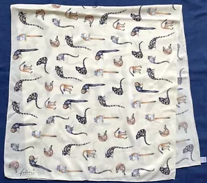 π Sciarpa seta Zurigo fronte tessuto - Lemure 24"x52" Crepe de Chine arrotolata a mano - Foto 1 di 5