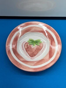 Pottery Barn Sausalito Red 10" Pasta Entrée Bowl Strawberry Design 10" - Picture 1 of 4