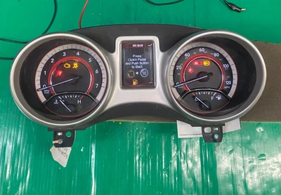 Cuadro de instrumentos velocímetro Dodge Journey 2011-2012 millas desconocidas P56046269ah Foto 1 de 3