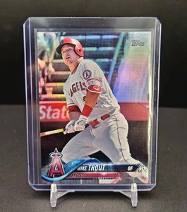 2018 Topps Serie 1 Mike Trout Rainbow Foil #300 Angels - Imagen 1 de 7