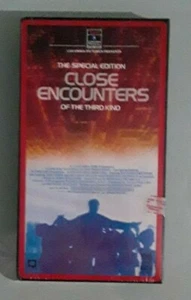 CLOSE ENCOUNTERS OF THE THIRD KIND special ediition   VHS VIDEOTAPE NEW big ding - Picture 1 of 4
