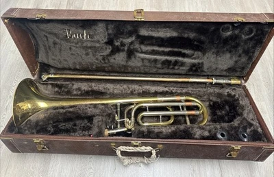 Тромбон Bach Stradivarius модель 42 с направляющей и чехлом без мундштука JD - Изображение 1 из 4