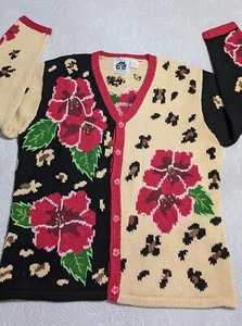 Cárdigan 1X Grueso Estampado Animal Hibisco Hecho a Mano por Cuentos Tejidos - Imagen 1 de 7