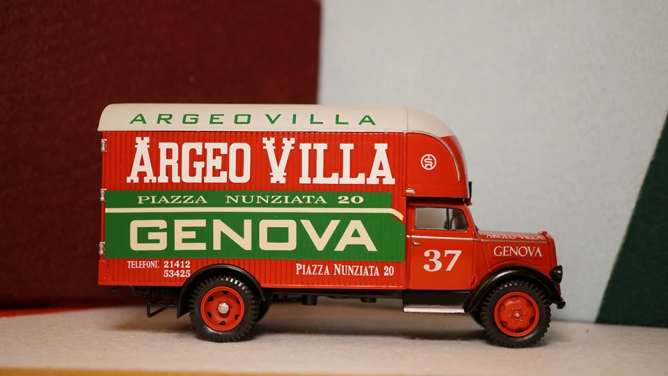 Camion D'epoca Opel Blitz 3,6 - 36  De Agostini 1/43 - Immagine 1 di 4