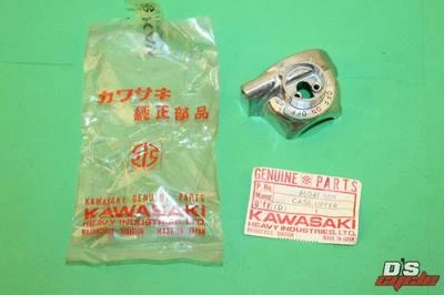 NOS New Kawasaki F6 F7 G4 G5 KV100 Right Hand Upper On Off Throttle Housing Case - Image 1 of 4