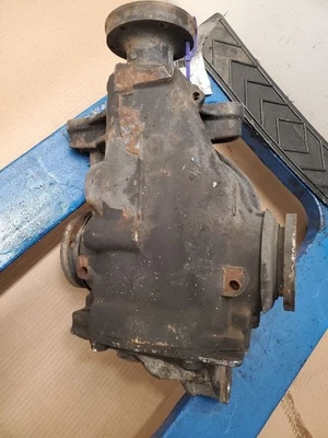 BMW 330CI, Rear Carrier Assy 3.38 Ratio, 2001-2006, AT, 3.0L, RWD, 33107505394 - Image 1 of 4
