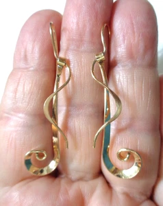 Vintage, Gold Tone, Handcrafted, Large Musical Note Dangle Earrings Set. - Picture 1 of 1