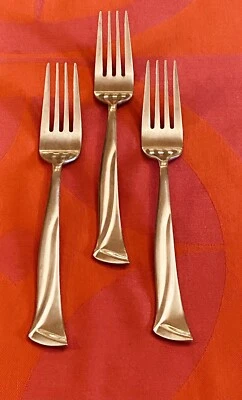 Farberware Pallet Glossy Angled Tip Stainless 3- Dinner Forks 8 1/4" - Image 1 of 4