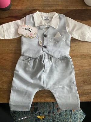 Baby Boy Formal Outfit Suit with Bows Gentleman Tuxedo Size 0-3 - Image 1 of 4