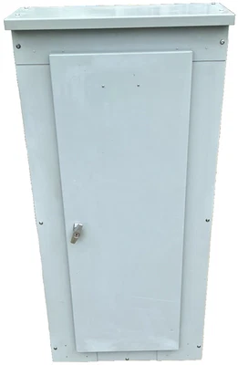 Panel interruptor principal Siemens S2 225 AMP NEMA 3R 208Y/120V 3P-4W 42 circuito Foto 1 de 4